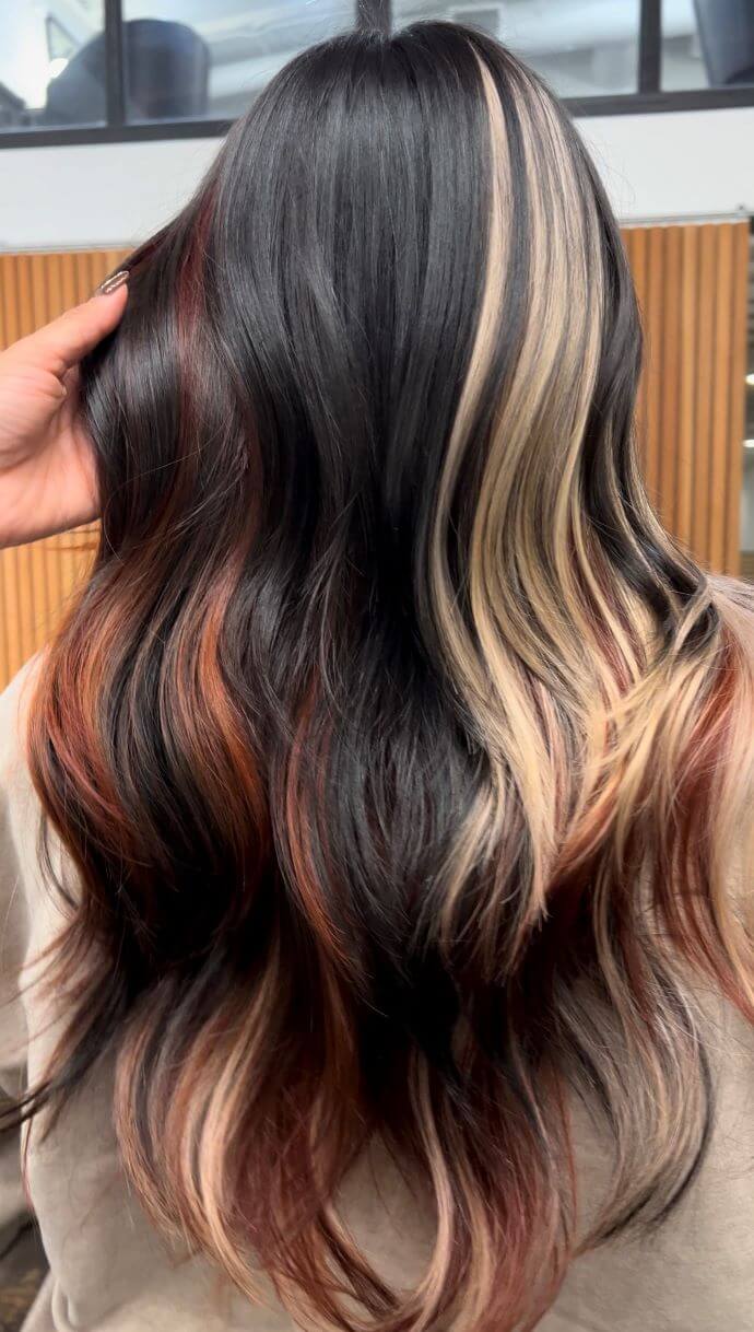 Calico Cola hair, image by @__bysole on Instagram