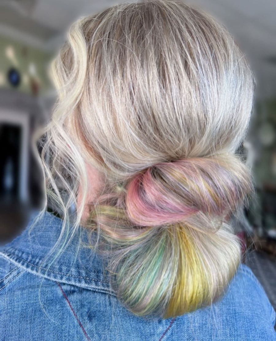 Cool Confection Chignon Twist, image by @amandakay.hair on Instagram