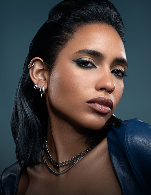 Deep Chroma - Dark Intense Brown Landing Page Benefits Image