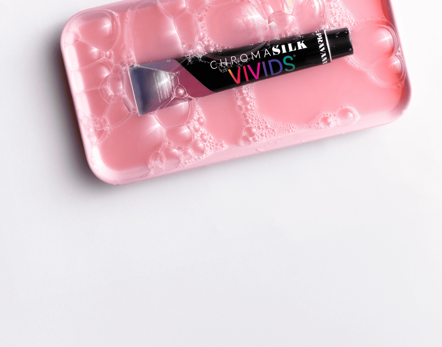 Pink bubbles in rectangle plate with ChromaSilk VIVIDS Original tube on top